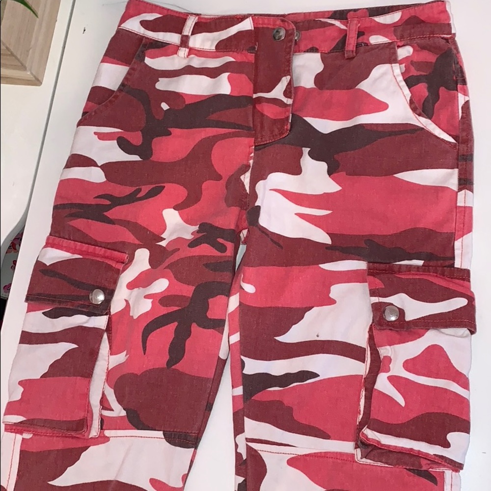 Camo pink pants